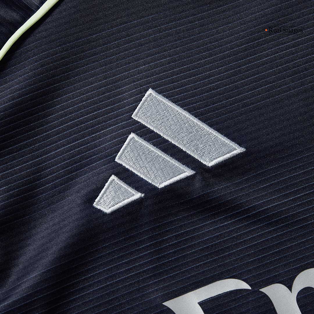 VINI JR. #7 Real Madrid Extérieur Maillot 2025/26